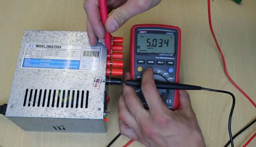 test-power-supply-dengan-multimeter